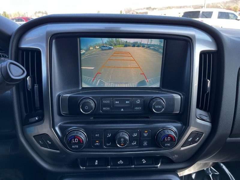 Chevrolet Silverado 1500 Vehicle Image 18