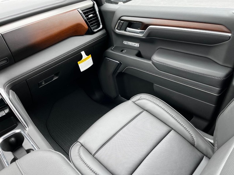 GMC Sierra 1500 Vehicle Image 10