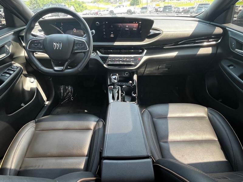 Buick Envista Vehicle Image 12