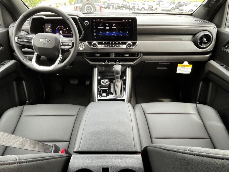 Chevrolet Colorado Vehicle Image 06