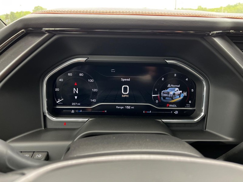 GMC Sierra 2500HD Vehicle Image 16