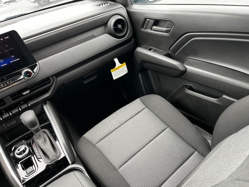 Chevrolet Colorado Vehicle Image 08