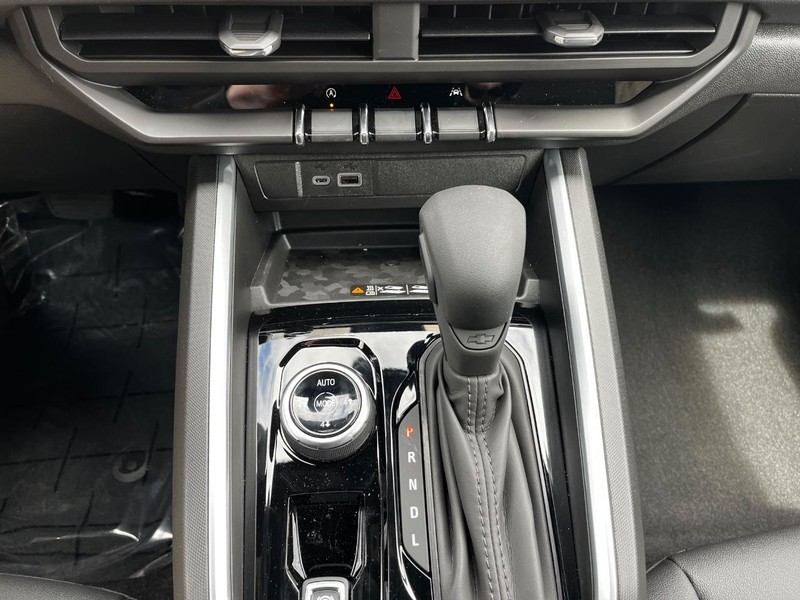 Chevrolet Colorado Vehicle Image 14