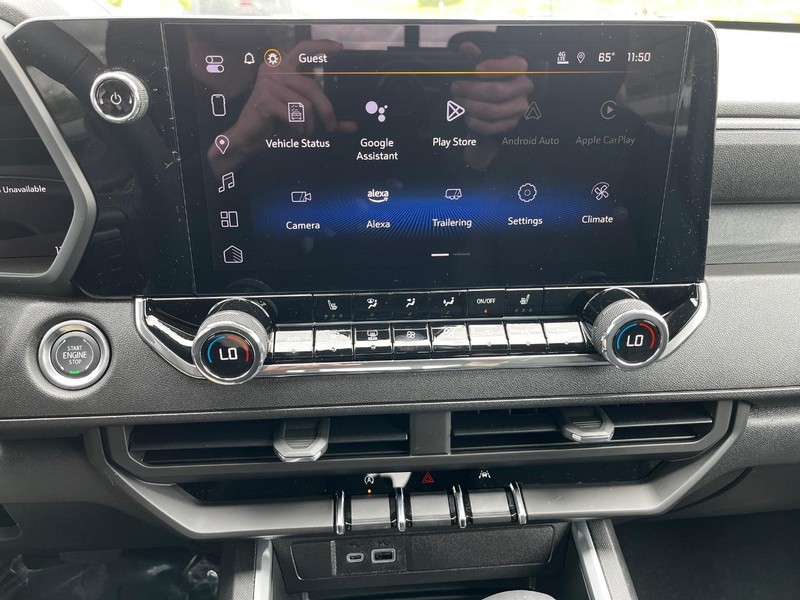 Chevrolet Colorado Vehicle Image 15