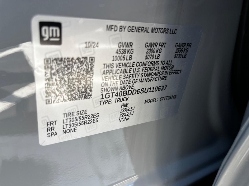 GMC HUMMER EV Pickup Vehicle Image 20