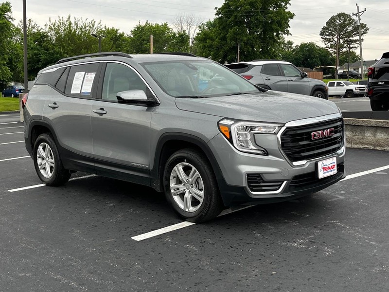 GMC Terrain Vehicle Image 02