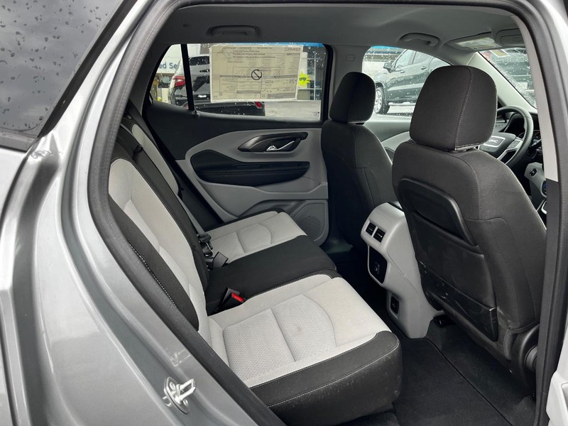 GMC Terrain Vehicle Image 11