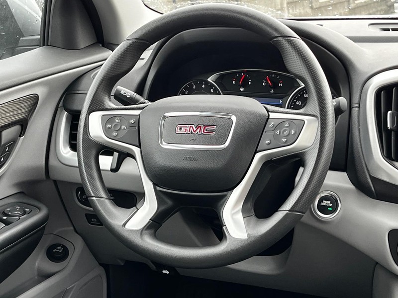 GMC Terrain Vehicle Image 13