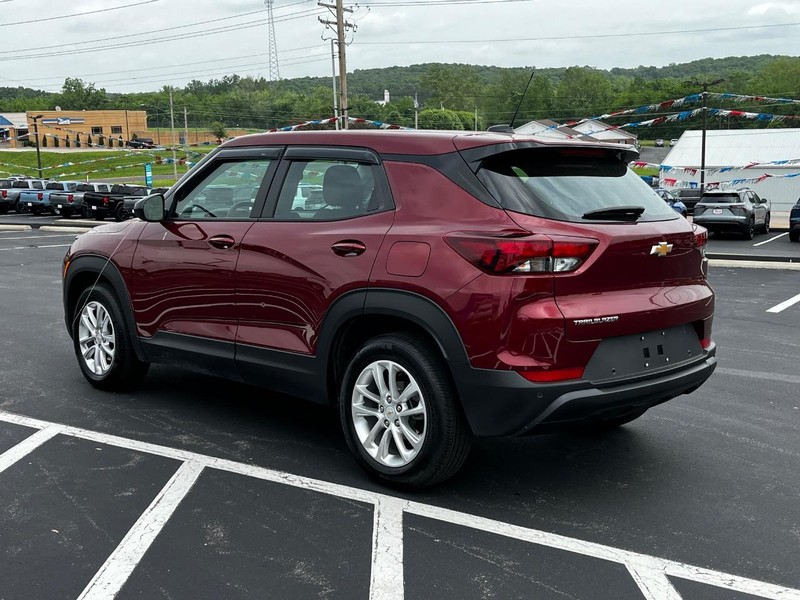 Chevrolet TrailBlazer Vehicle Image 06