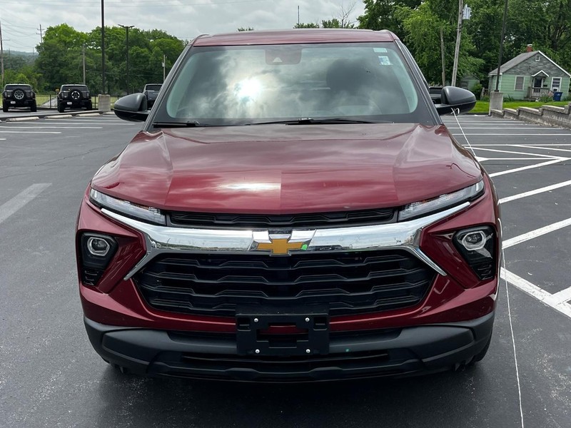Chevrolet TrailBlazer Vehicle Image 09