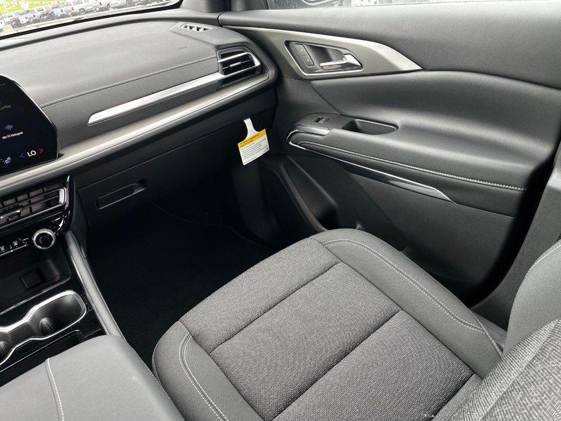 Chevrolet Traverse Vehicle Image 09