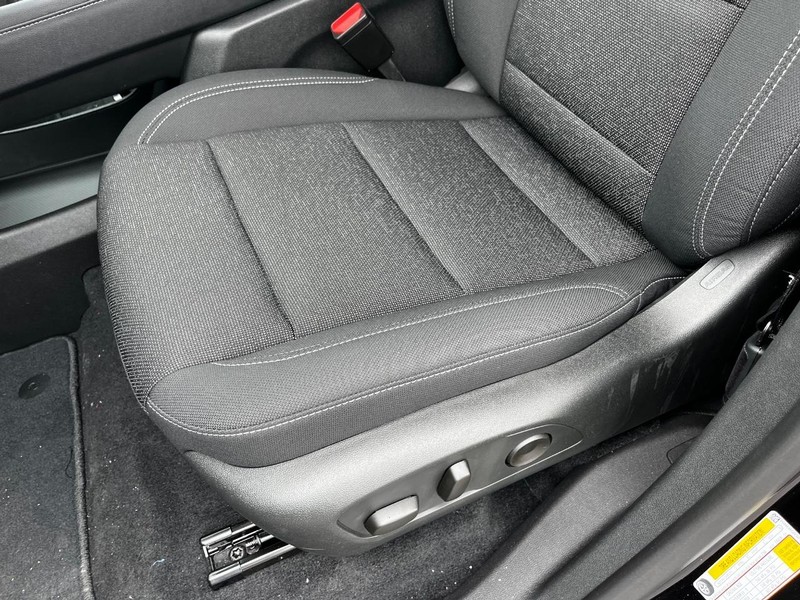 Chevrolet Traverse Vehicle Image 11