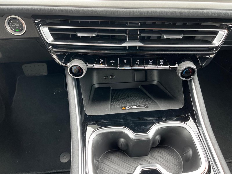 Chevrolet Traverse Vehicle Image 15