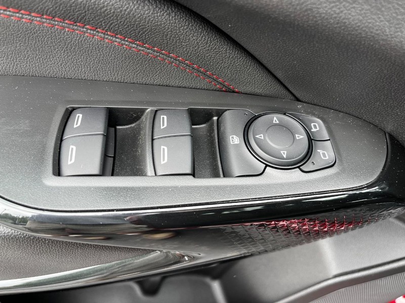 Chevrolet Trax Vehicle Image 09