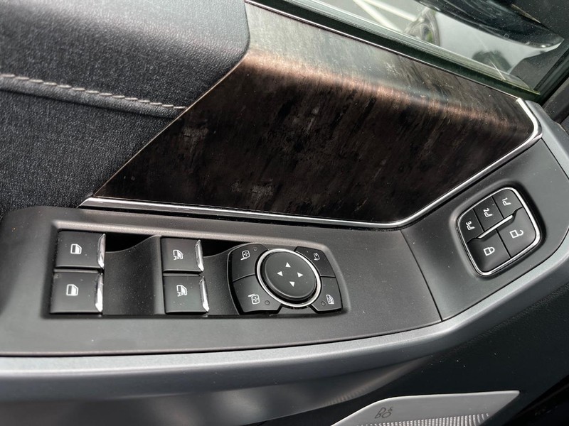 Ford F-150 Vehicle Image 16