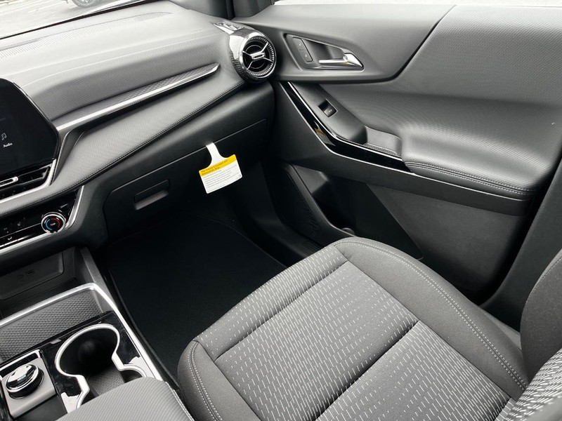 Chevrolet Equinox Vehicle Image 08