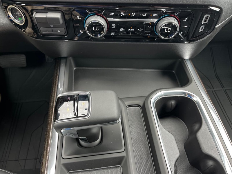 Chevrolet Silverado 1500 Vehicle Image 15