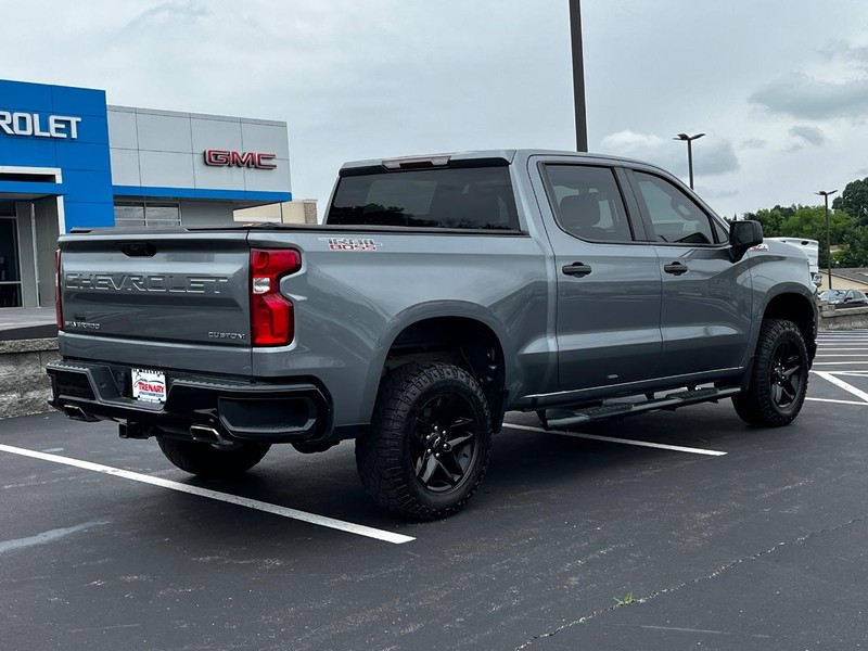 Chevrolet Silverado 1500 Vehicle Image 03