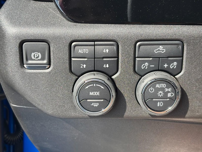 Chevrolet Silverado 1500 Vehicle Image 13