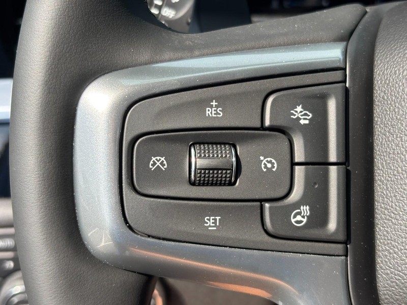 Chevrolet Silverado 1500 Vehicle Image 14
