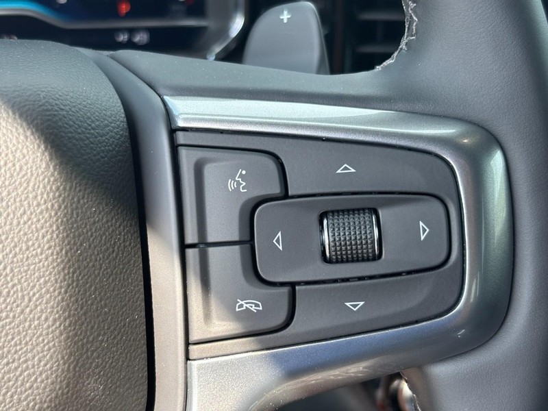 Chevrolet Silverado 1500 Vehicle Image 15