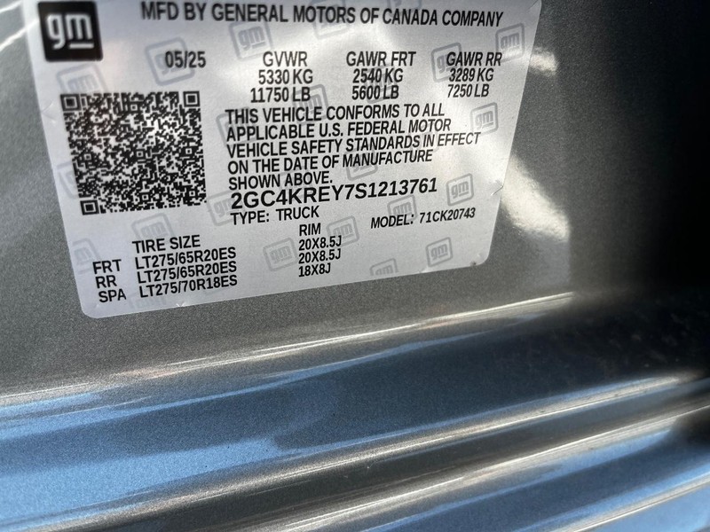 Chevrolet Silverado 2500HD Vehicle Image 18