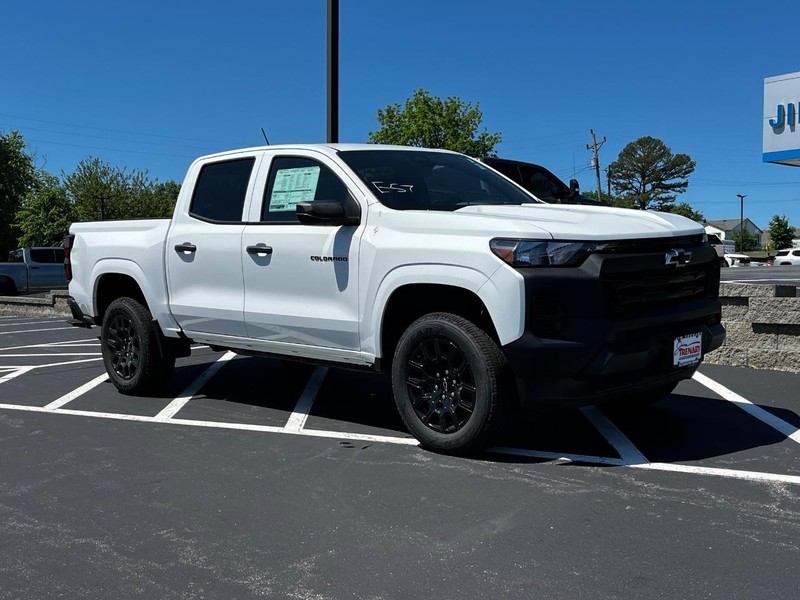 Chevrolet Colorado Vehicle Image 02
