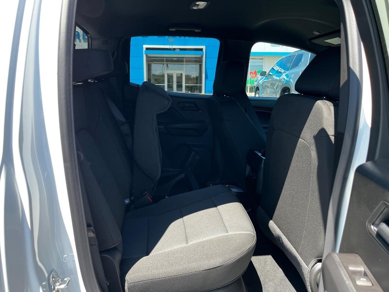 Chevrolet Colorado Vehicle Image 05