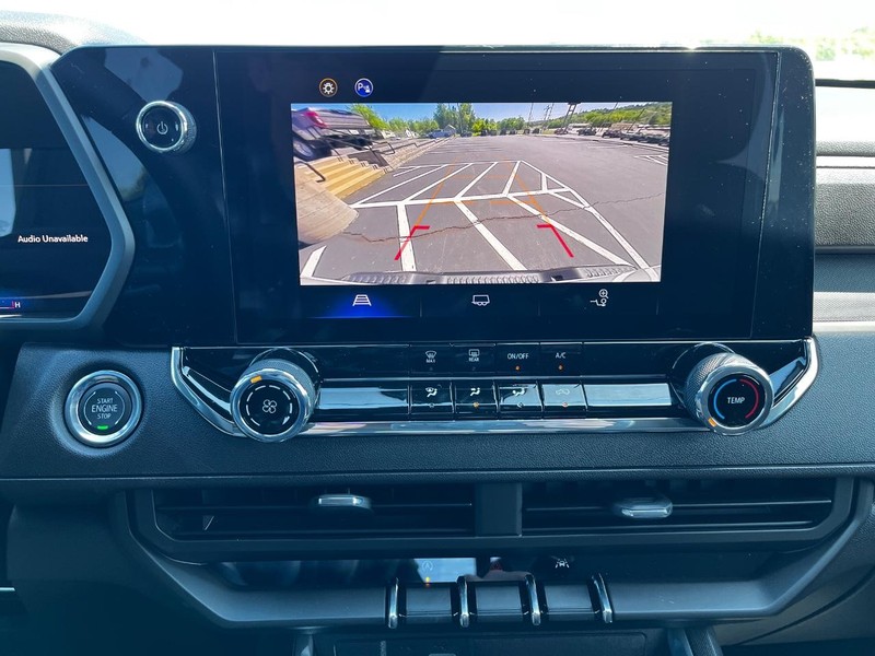 Chevrolet Colorado Vehicle Image 15