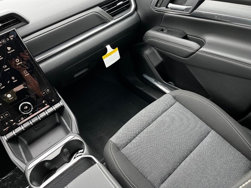 GMC Terrain Vehicle Image 08