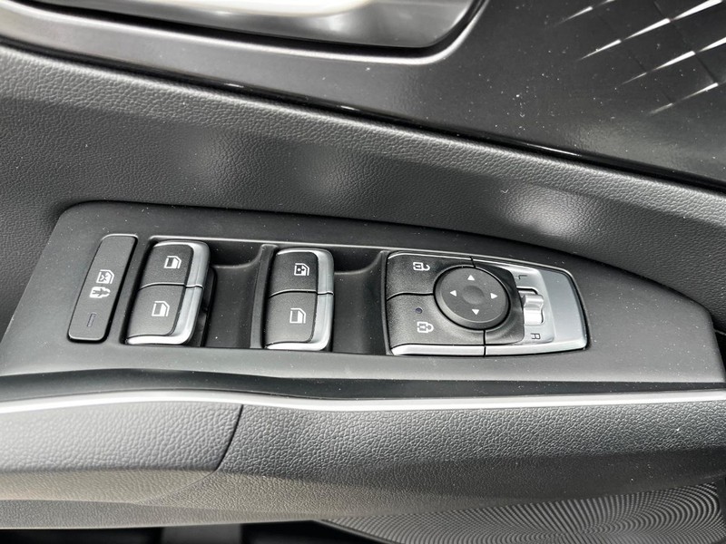 Kia Sorento Vehicle Image 15