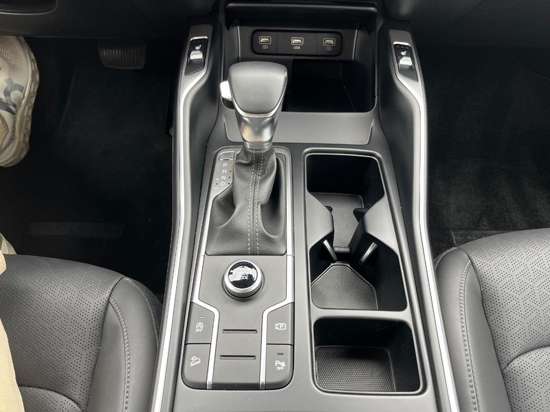 Kia Sorento Vehicle Image 20