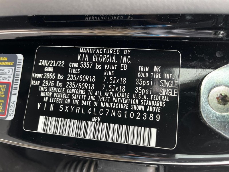 Kia Sorento Vehicle Image 24