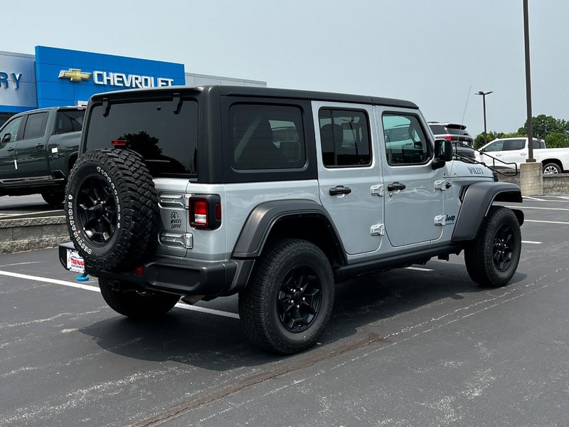 Jeep Wrangler 4xe Vehicle Image 03