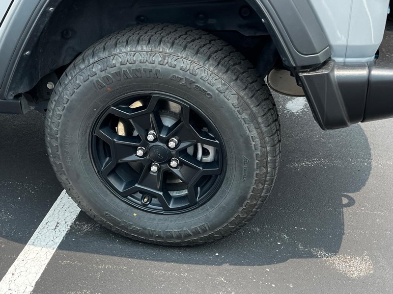 Jeep Wrangler 4xe Vehicle Image 07