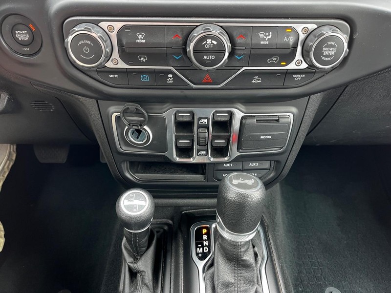 Jeep Wrangler 4xe Vehicle Image 19