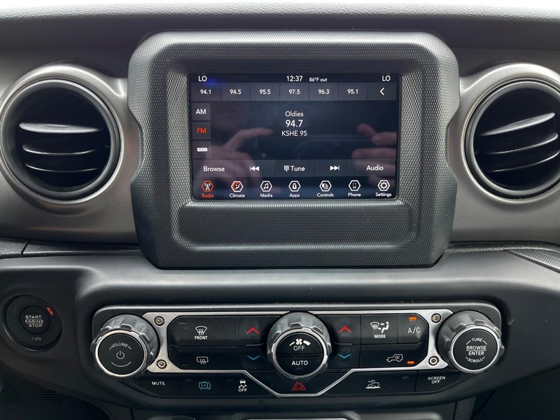 Jeep Wrangler 4xe Vehicle Image 20