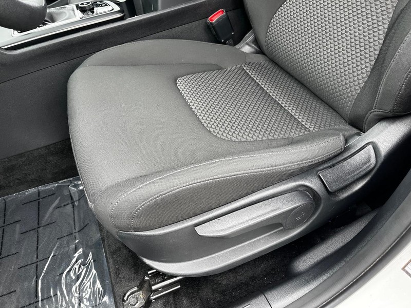 Kia Sportage Vehicle Image 15