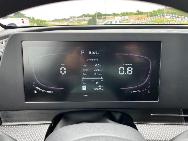 Kia Sportage Vehicle Image 18
