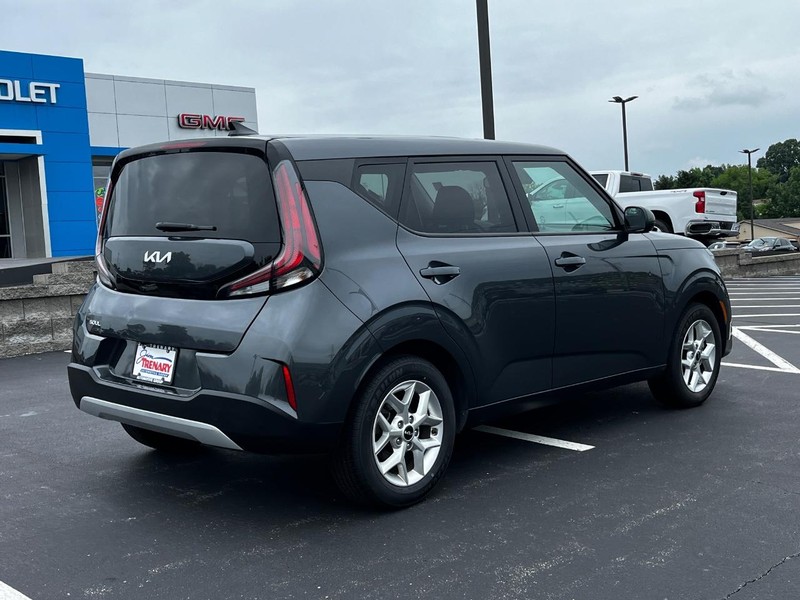Kia Soul Vehicle Image 03
