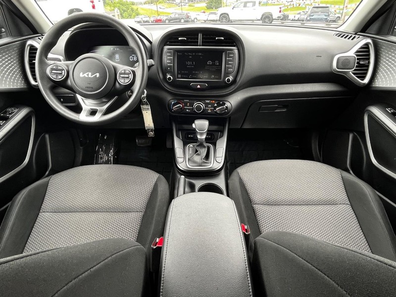 Kia Soul Vehicle Image 11
