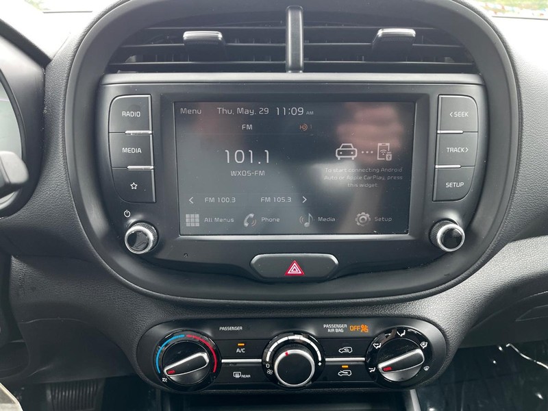 Kia Soul Vehicle Image 20