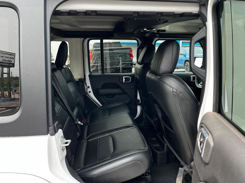 Jeep Wrangler 4xe Vehicle Image 10
