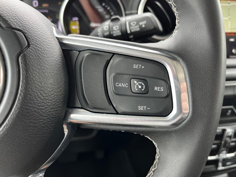 Jeep Wrangler 4xe Vehicle Image 17