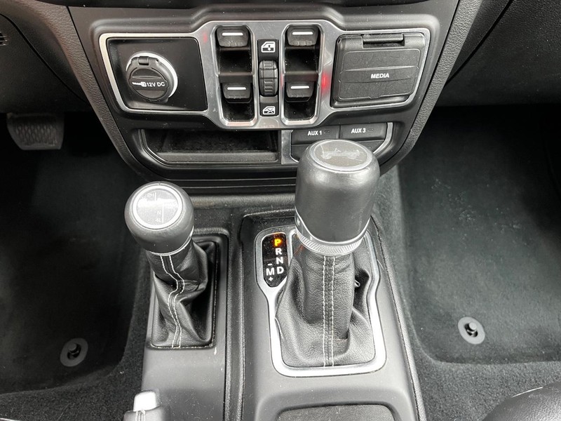 Jeep Wrangler 4xe Vehicle Image 19