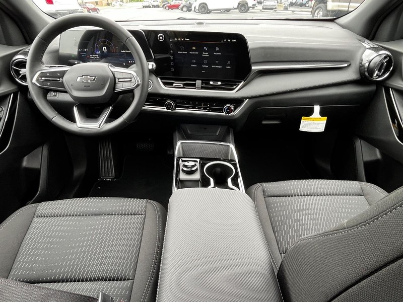 Chevrolet Equinox Vehicle Image 06