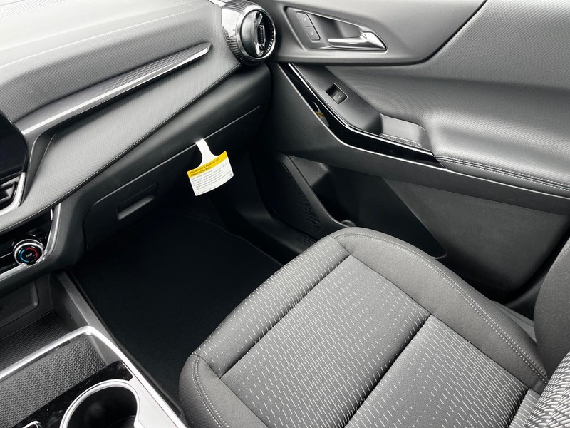 Chevrolet Equinox Vehicle Image 08