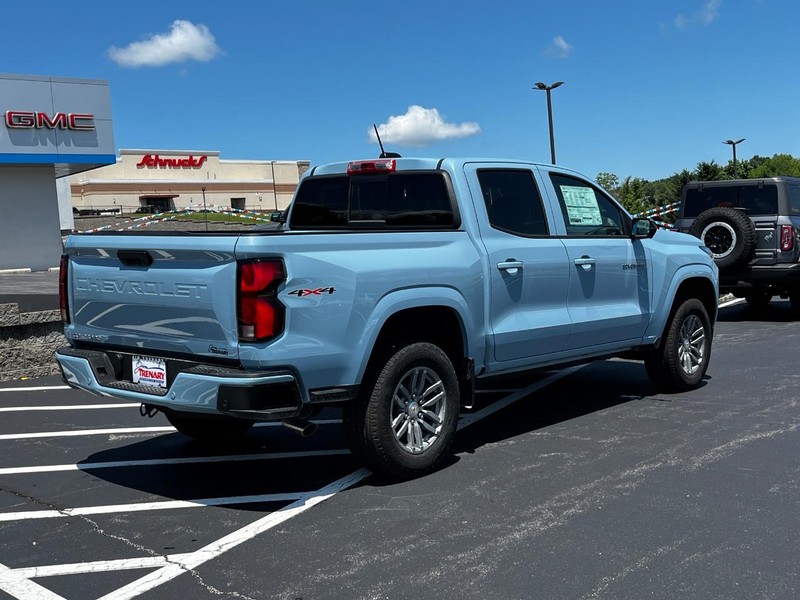 Chevrolet Colorado Vehicle Image 04