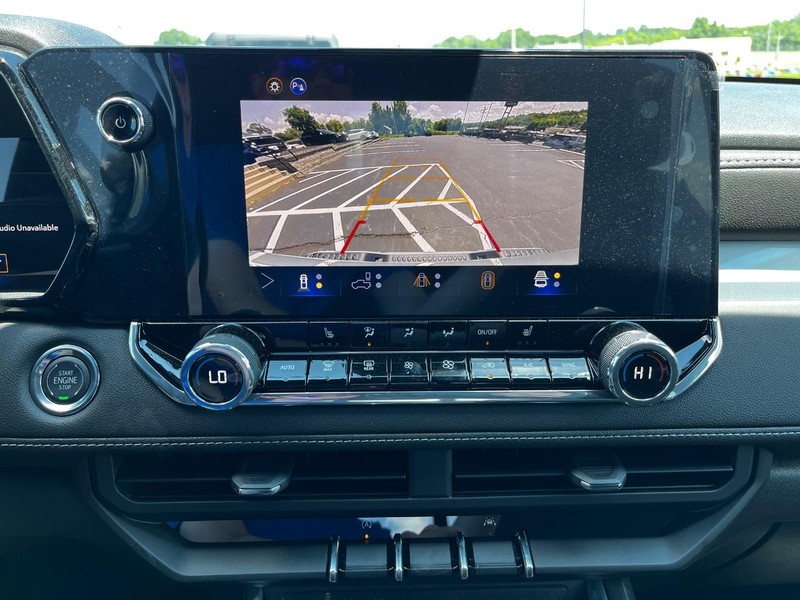 Chevrolet Colorado Vehicle Image 16