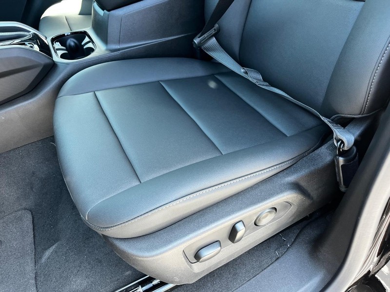 Chevrolet Colorado Vehicle Image 10